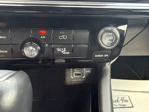 Used 2025 Jeep Compass Latitude w/ Altitude Special Edition AWD/4WD image 30