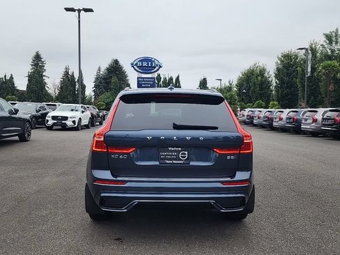 Used 2024 Volvo XC60 B5 Core w/ Protection Package Premier AWD/4WD image 4
