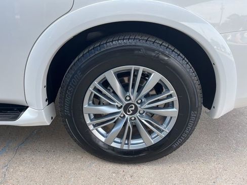 Used 2023 INFINITI QX80 Luxe w/ Cargo Package image 6