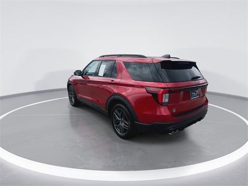 Certified 2025 Ford Explorer ST w/ Sun And Sound Package image 8