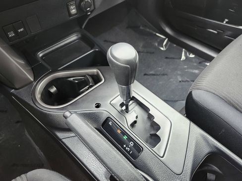 Used 2017 Toyota RAV4 LE w/ All Weather Liner Package image 8