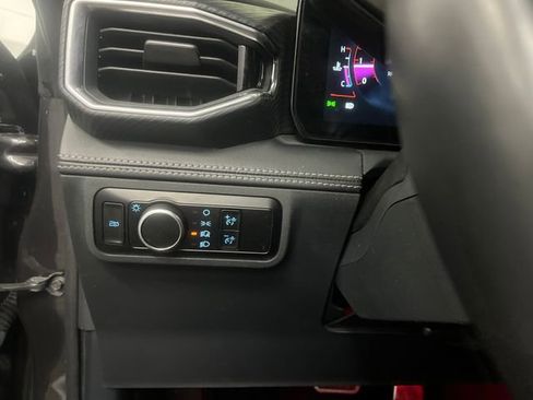 Used 2024 Ford Mustang Premium image 19