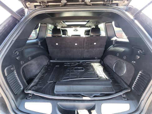 Used 2017 Jeep Grand Cherokee Limited w/ Luxury Group II image 24