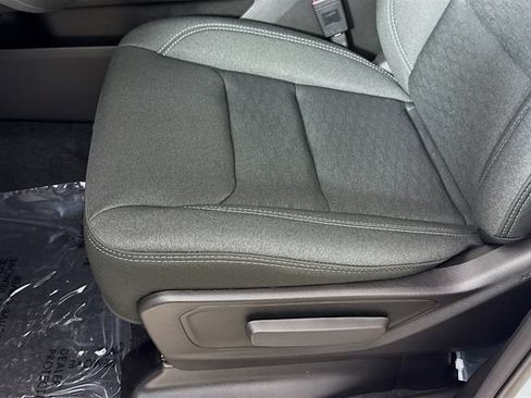 New 2026 RAM 1500 Express AWD/4WD image 18