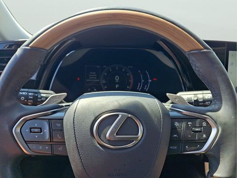 Used 2024 Lexus RX 350 Premium w/ Cold Area Package AWD/4WD image 17