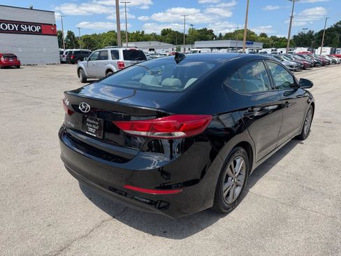 Used 2018 Hyundai Elantra SEL FWD image 3