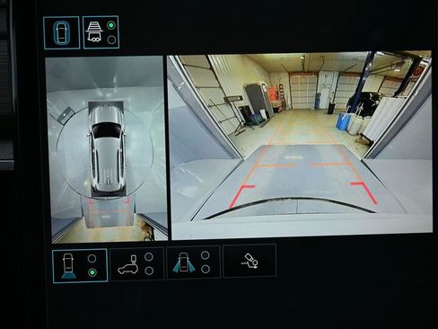 New 2026 GMC Acadia Denali w/ Super Cruise Package image 17