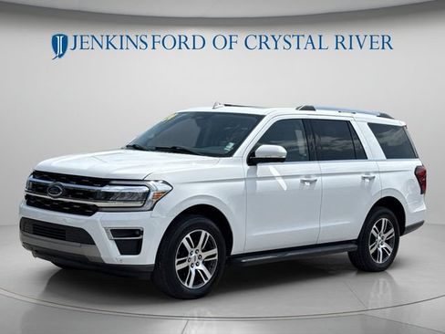 Certified 2024 Ford Expedition Limited RWD image 11