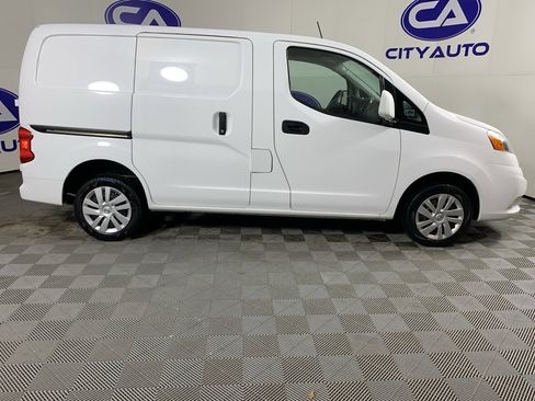 Used 2021 Nissan NV200 SV image 2