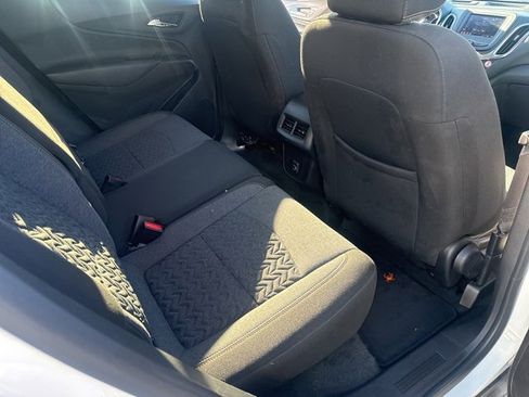 Used 2024 Chevrolet Equinox LT image 10