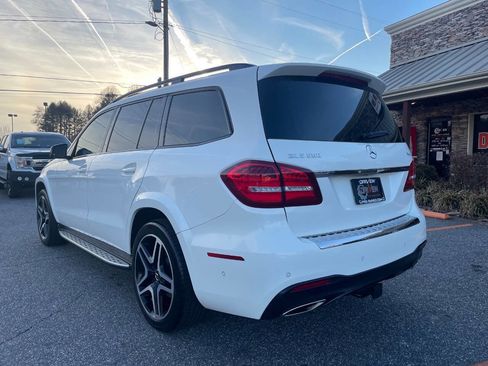 Used 2017 Mercedes-Benz GLS 550 4MATIC image 11