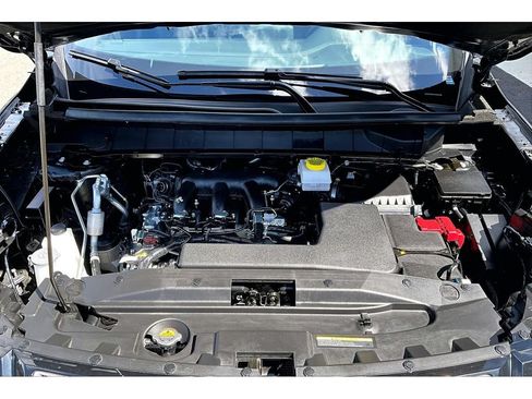 Used 2025 Nissan Pathfinder Rock Creek AWD/4WD image 10