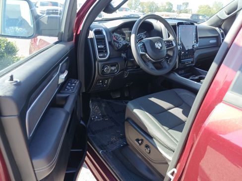 Used 2025 RAM 1500 Big Horn image 8
