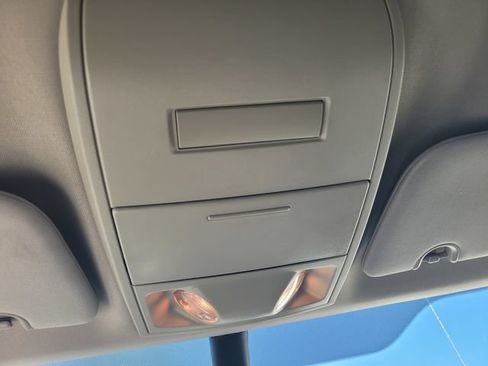Used 2019 Dodge Grand Caravan SE w/ UConnect Hands-Free Group FWD image 22
