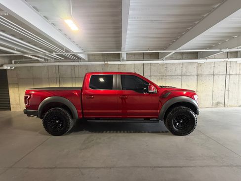 Used 2018 Ford F150 Raptor w/ Equipment Group 802A Luxury AWD/4WD image 5