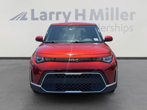 Used 2023 Kia Soul LX w/ LX Technology Package FWD image 8