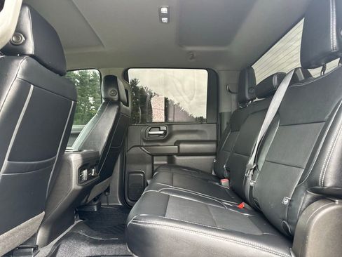 Used 2022 Chevrolet Silverado 2500 LT w/ Convenience Package AWD/4WD image 19