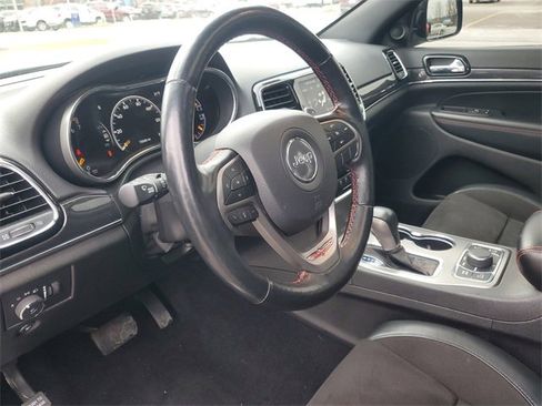 Used 2021 Jeep Grand Cherokee Trailhawk w/ Premium Lighting Group image 19