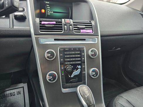 Used 2016 Volvo XC60 T5 Premier image 27