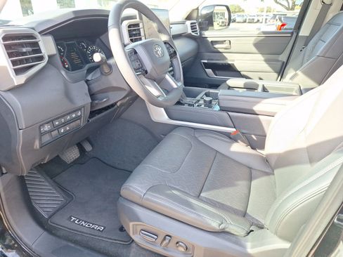 Used 2023 Toyota Tundra Limited image 17