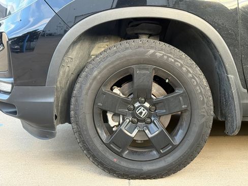 Used 2024 Honda Ridgeline Black Edition image 6
