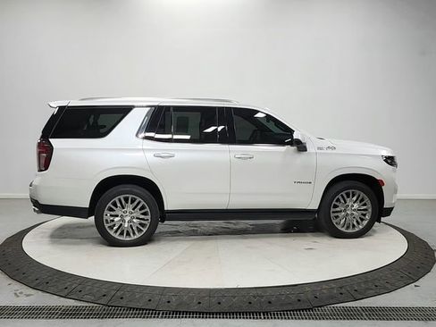 Used 2023 Chevrolet Tahoe High Country w/ Premium Package 2 RWD image 8