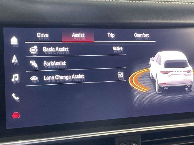 Certified 2022 Porsche Cayenne AWD/4WD image 31