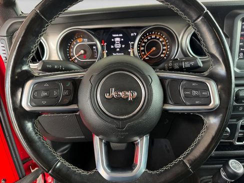 Used 2020 Jeep Wrangler Unlimited Sahara AWD/4WD image 19