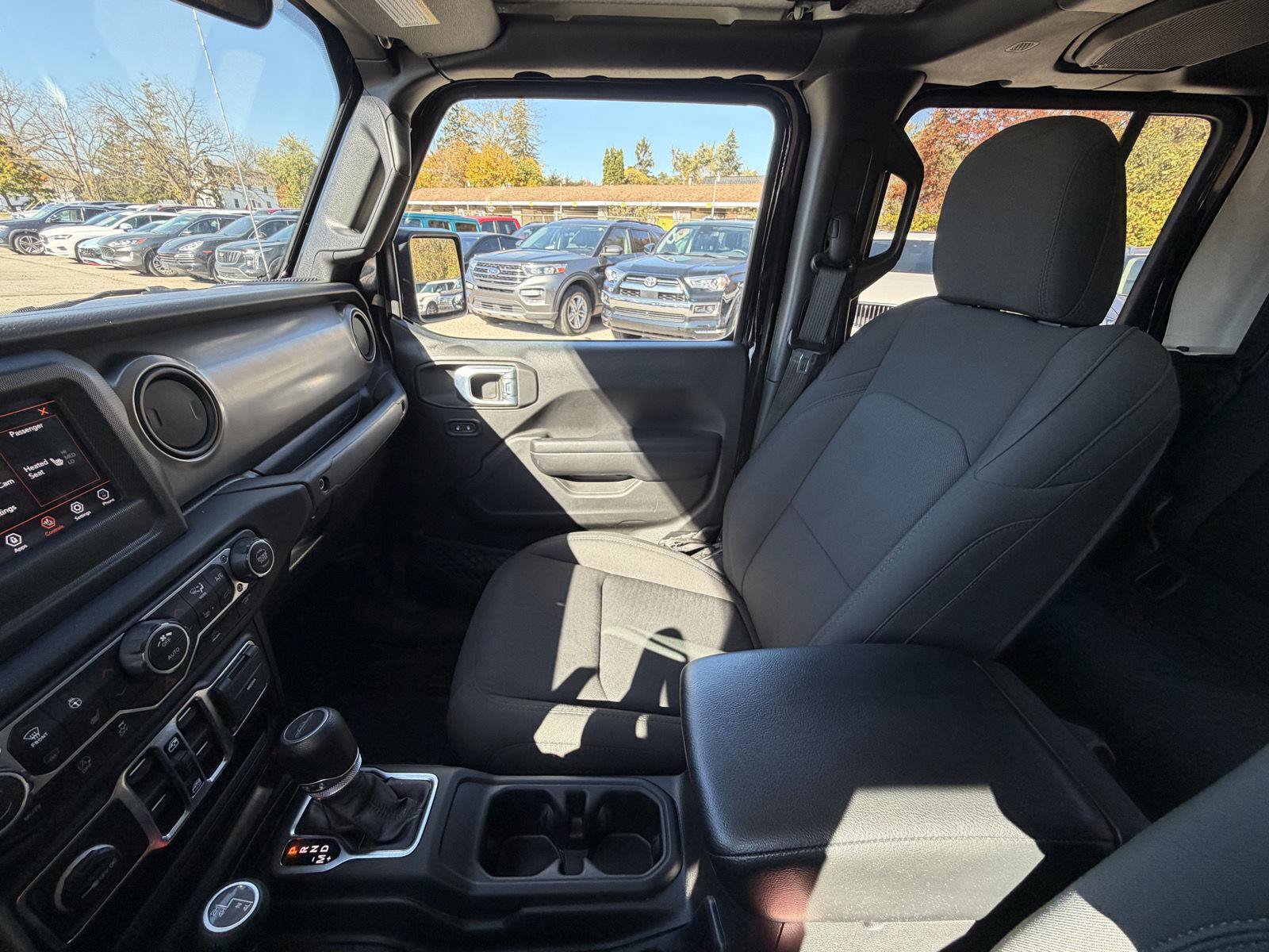 Used 2021 Jeep Gladiator Sport AWD/4WD image 24