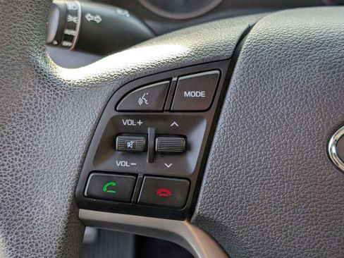 Used 2016 Hyundai Tucson SE image 18