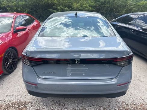 Used 2025 Honda Accord SE image 14