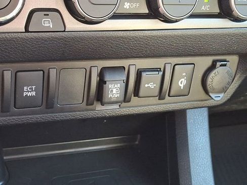 Certified 2023 Toyota Tacoma TRD Sport AWD/4WD image 23