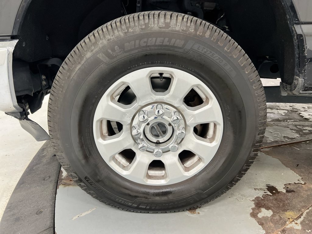Used 2024 Ford F350 XLT w/ 360-Degree Camera Package AWD/4WD image 25
