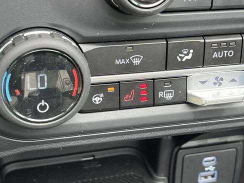 Certified 2025 Ford Bronco Outer Banks AWD/4WD image 28