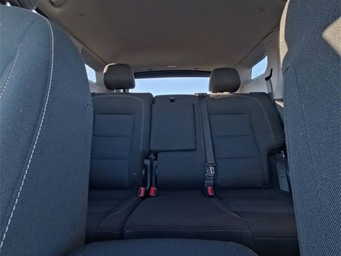 Used 2024 GMC Terrain SLE image 25