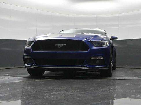 Used 2016 Ford Mustang GT Premium RWD image 19