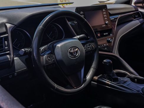 Used 2024 Toyota Camry SE FWD image 14