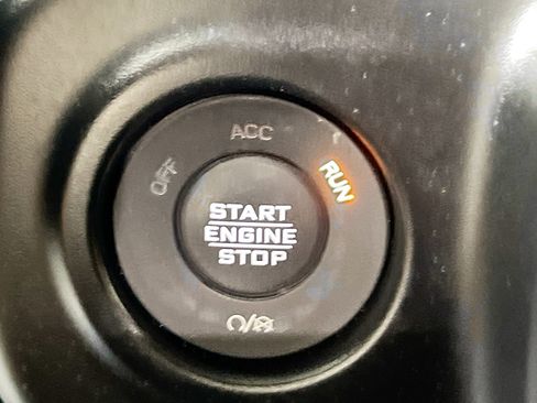 Used 2021 Jeep Wrangler Unlimited Sport AWD/4WD image 24