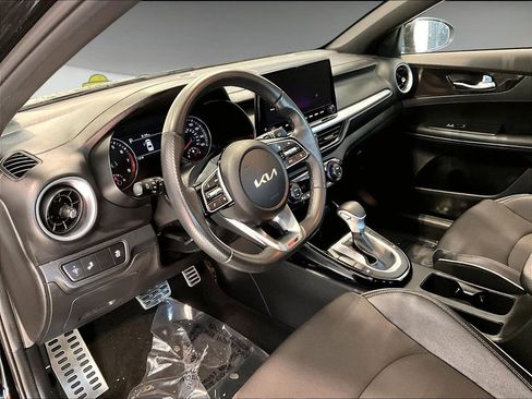 Used 2024 Kia Forte GT-Line image 13