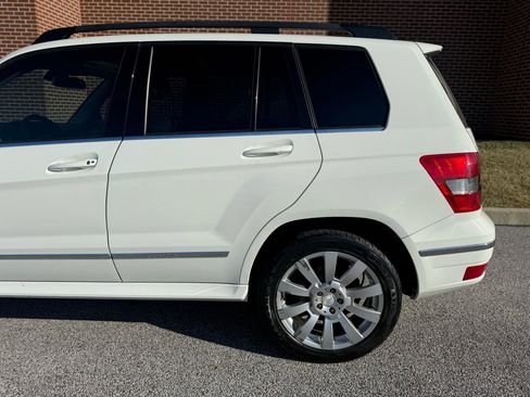 Used 2011 Mercedes-Benz GLK 350 GLK 350 4MATIC image 9