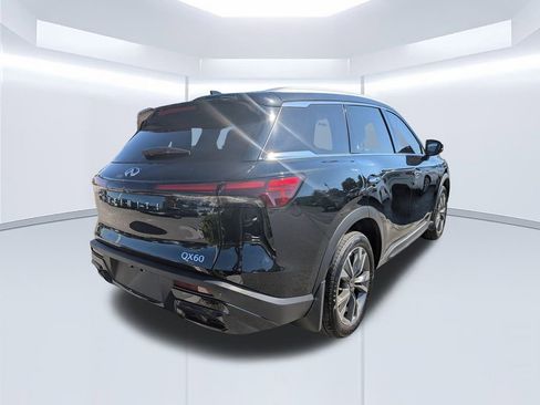 Used 2025 INFINITI QX60 Luxe image 3