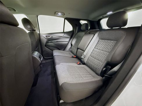 Used 2024 Chevrolet Equinox LT image 23