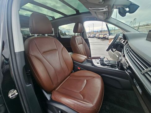 Used 2019 Audi Q7 3.0T Prestige w/ Prestige Package image 18