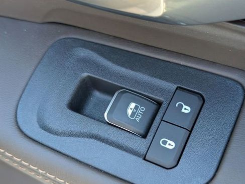 New 2026 RAM 2500 Limited image 34