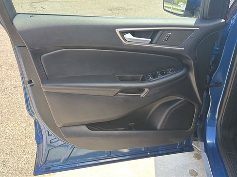 Used 2022 Ford Edge SEL w/ Convenience Package AWD/4WD image 9