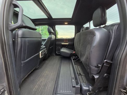 Used 2022 Ford F250 Lariat w/ Tremor Off-Road Package AWD/4WD image 30