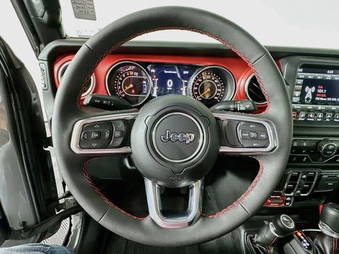 Used 2023 Jeep Gladiator Rubicon w/ Cold Weather Group AWD/4WD image 12