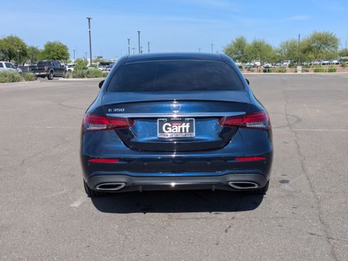 Used 2022 Mercedes-Benz E 350 Sedan image 4