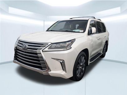 Used 2016 Lexus LX 570 4WD w/ Luxury Package