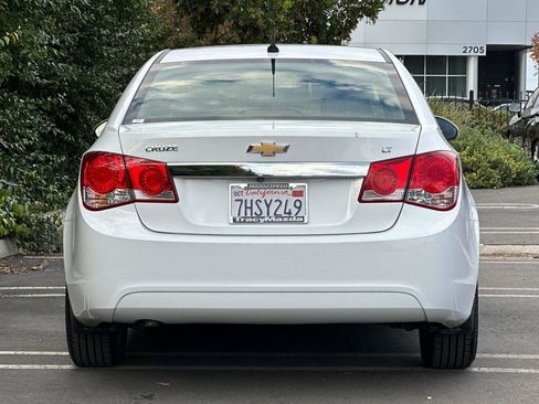 Used 2014 Chevrolet Cruze LT w/ Technology Package image 5